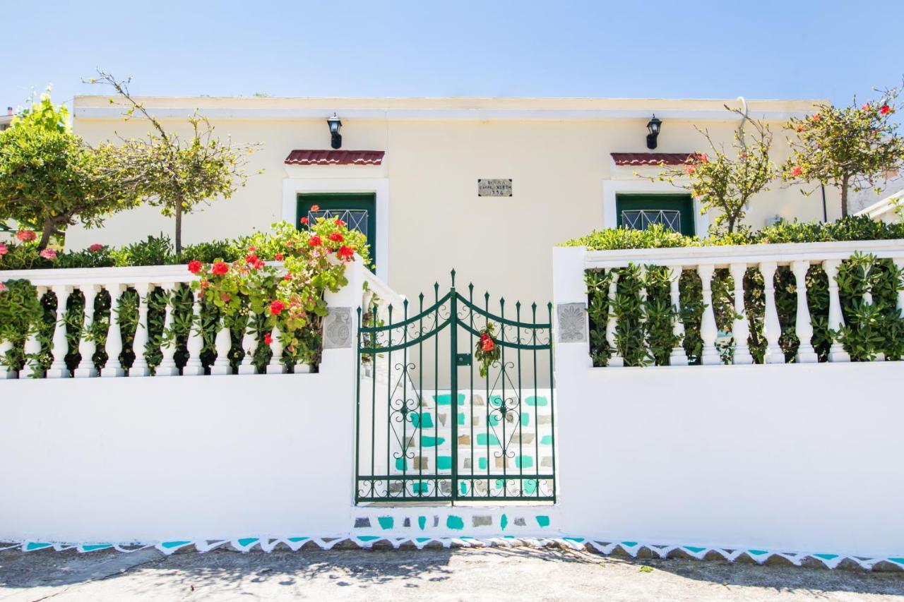 Salla Chiotis Karpathos Esterno foto